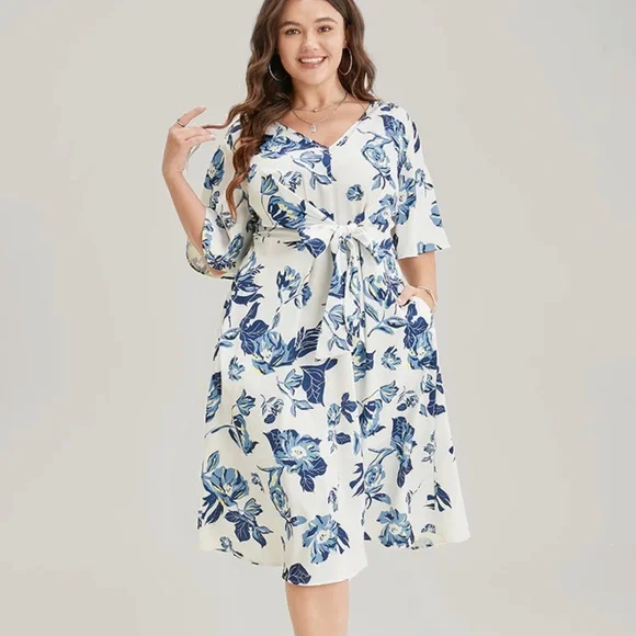 BloomChic | Dresses | Nwt Bloomchic Flutter Sleeve Ditsy Floral Pocket  Split Maxi Dress Size2224 | Poshmark